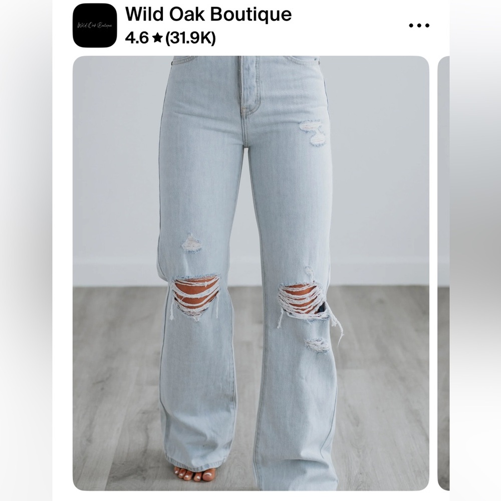 Wild Oak High rise bootcut distressed jeans